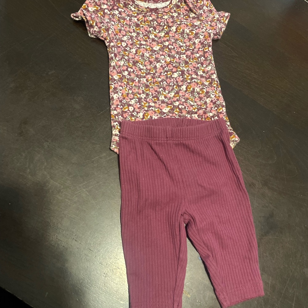Carter's Ribbed Newborn Outfit in Burgundy